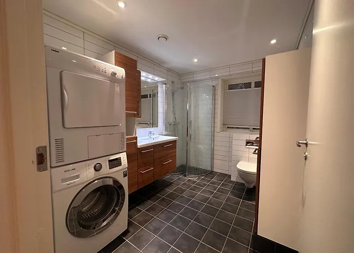 Sentrumsnaer Med Fantastisk Utsikt *